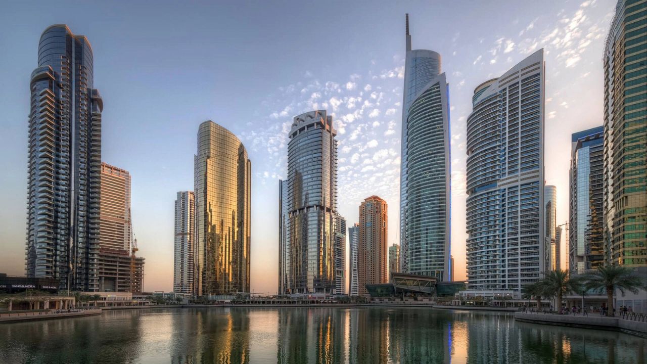 Jumeirah Lake Towers Investment Guide — Mitchell's Realty