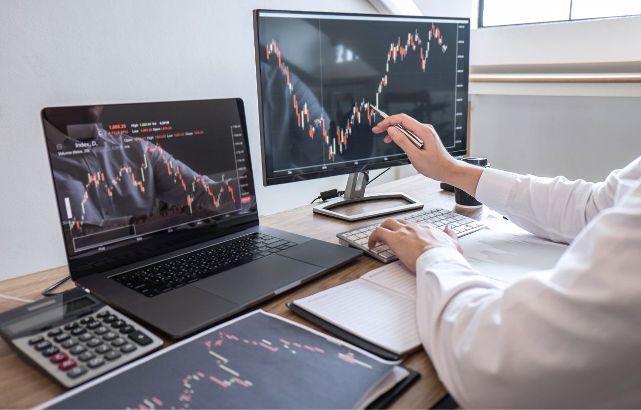 These trends show that the Dubai office market continues to outperform global peers as economic uncertainty slows commercial property activity worldwide.