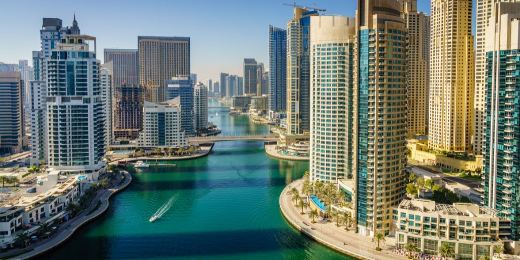 dubai offers economic diversity pro business policies tax incentives and global infrastructure attracting internationally minded residents