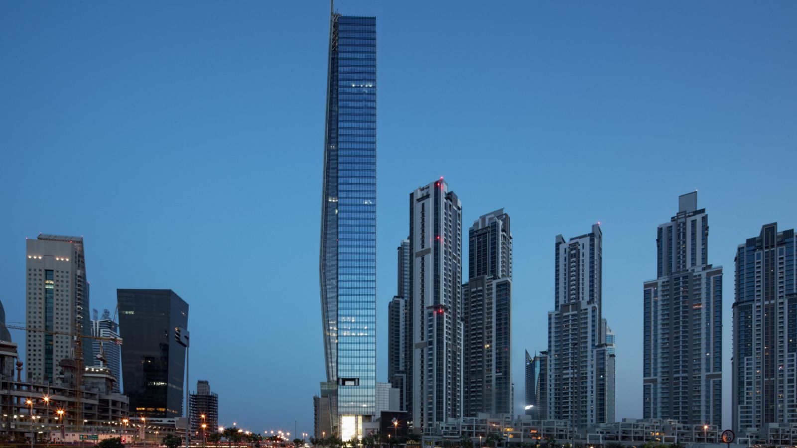 Vision Tower in Business Bay sold for AED 124 million.