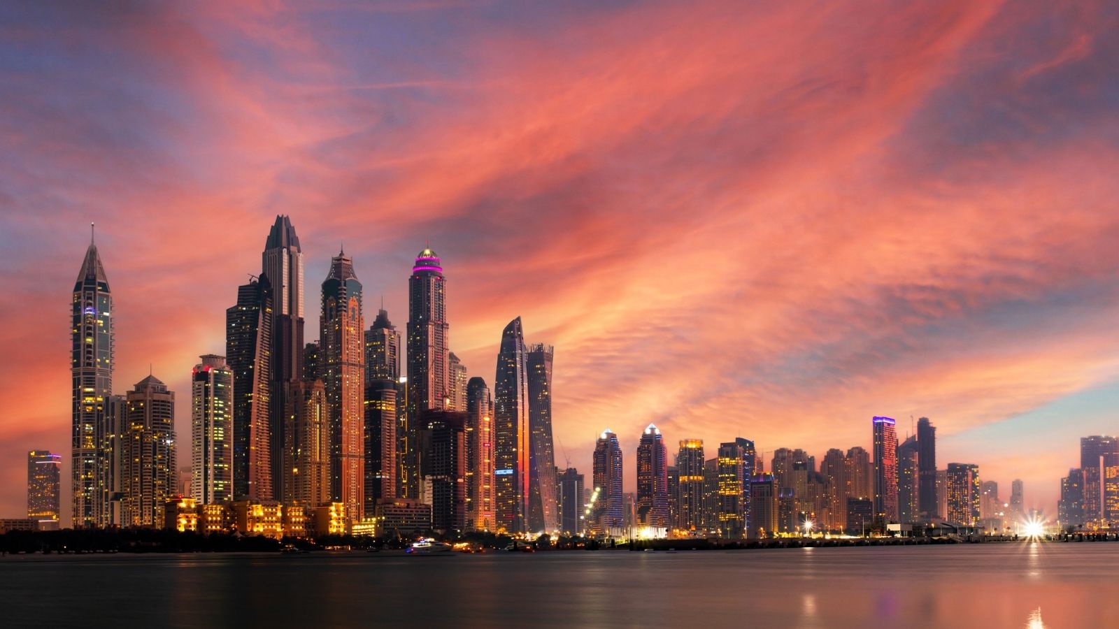 Why Dubai Luxury Real Estate Is Booming In 2025 — Mitchell's Realty
