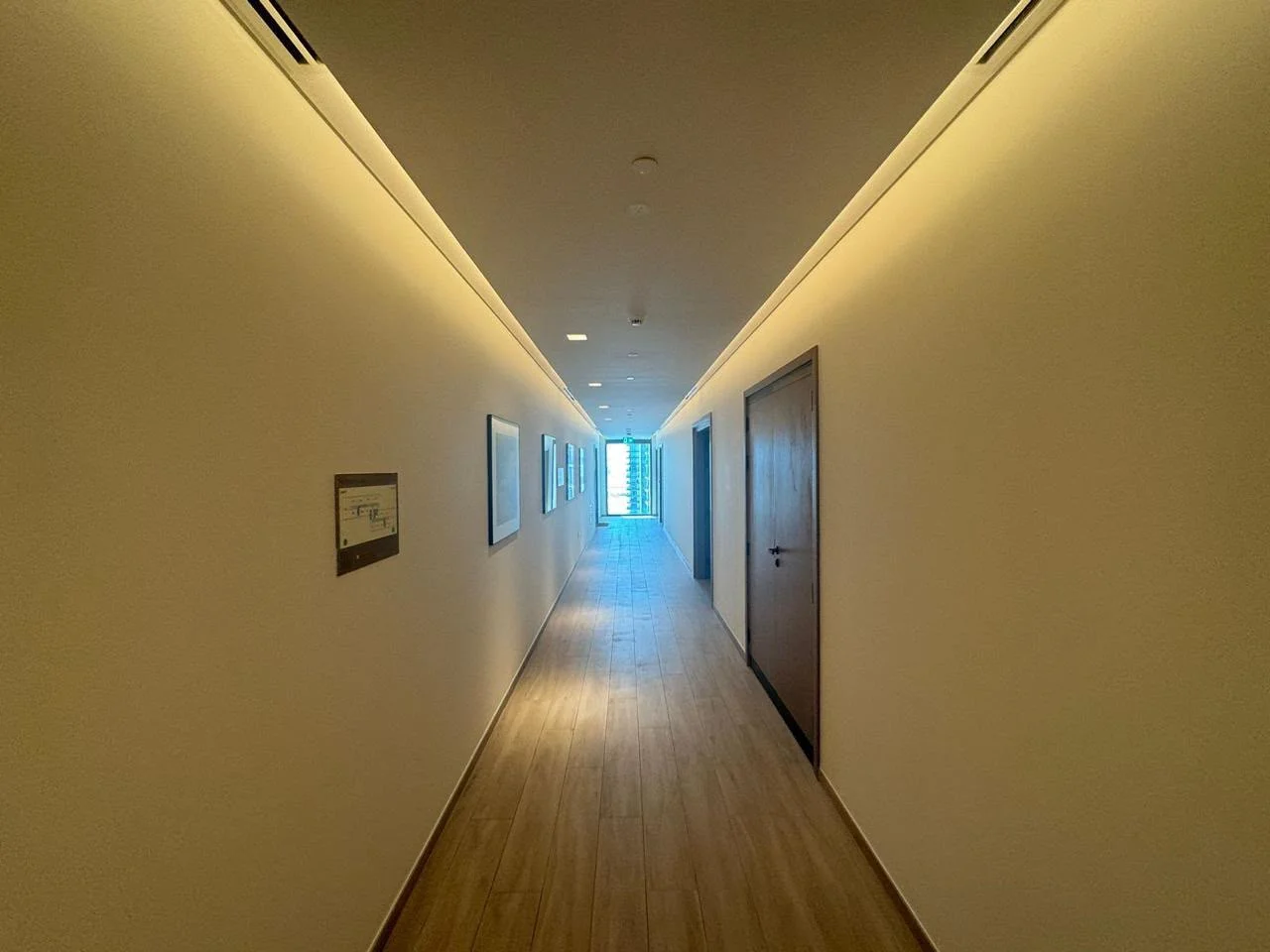 DISTRESS DEAL: 1-BR IN PALACE RESIDENCES