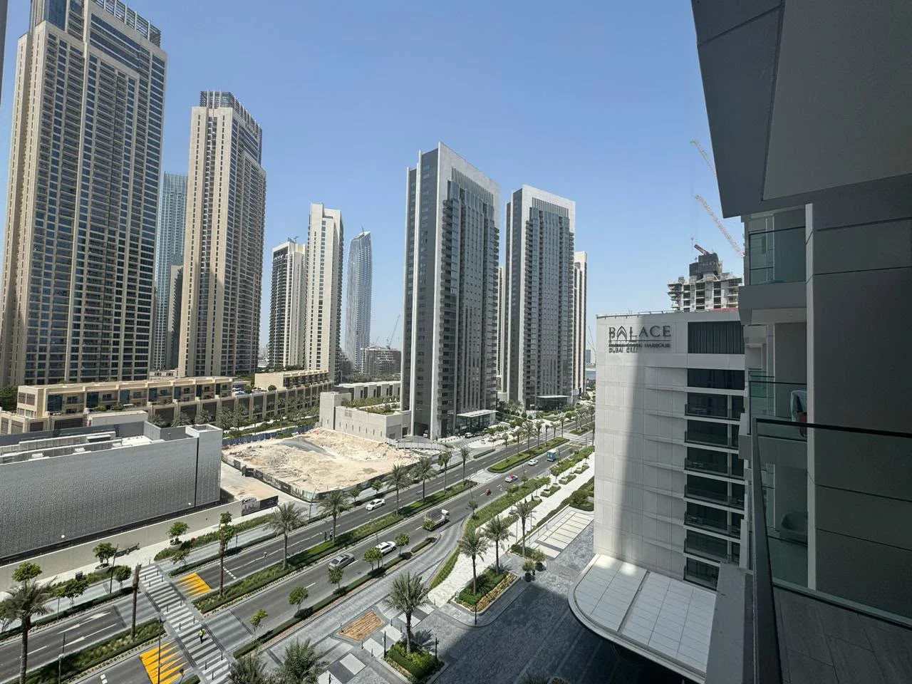 DISTRESS DEAL: 1-BR IN PALACE RESIDENCES