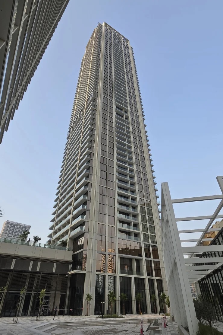 DISTRESS DEAL: 4-BR IN PENINSULA 4 THE PLAZA B - HIGH FLOOR — Mitchell's Commercial Real Estate